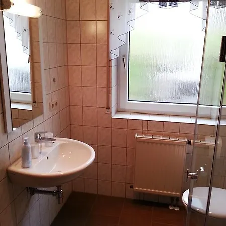 Mit Terrasse - With Terrace Rockeskyll