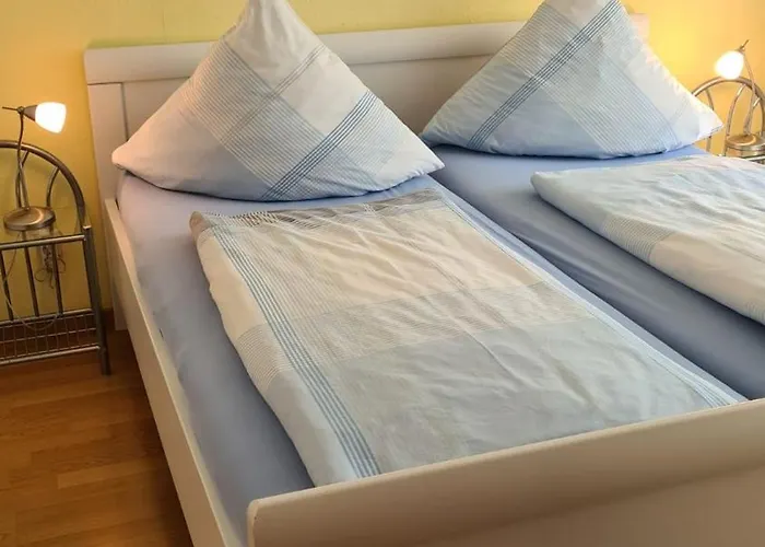 Mit Terrasse - With Terrace * Rockeskyll